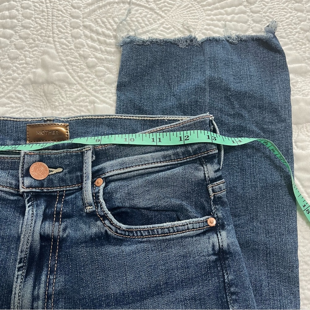 MOTHER Insider Crop Step Chew Denim Jeans High Rise Medium Wash Distressed 27 - Picture 8 of 16